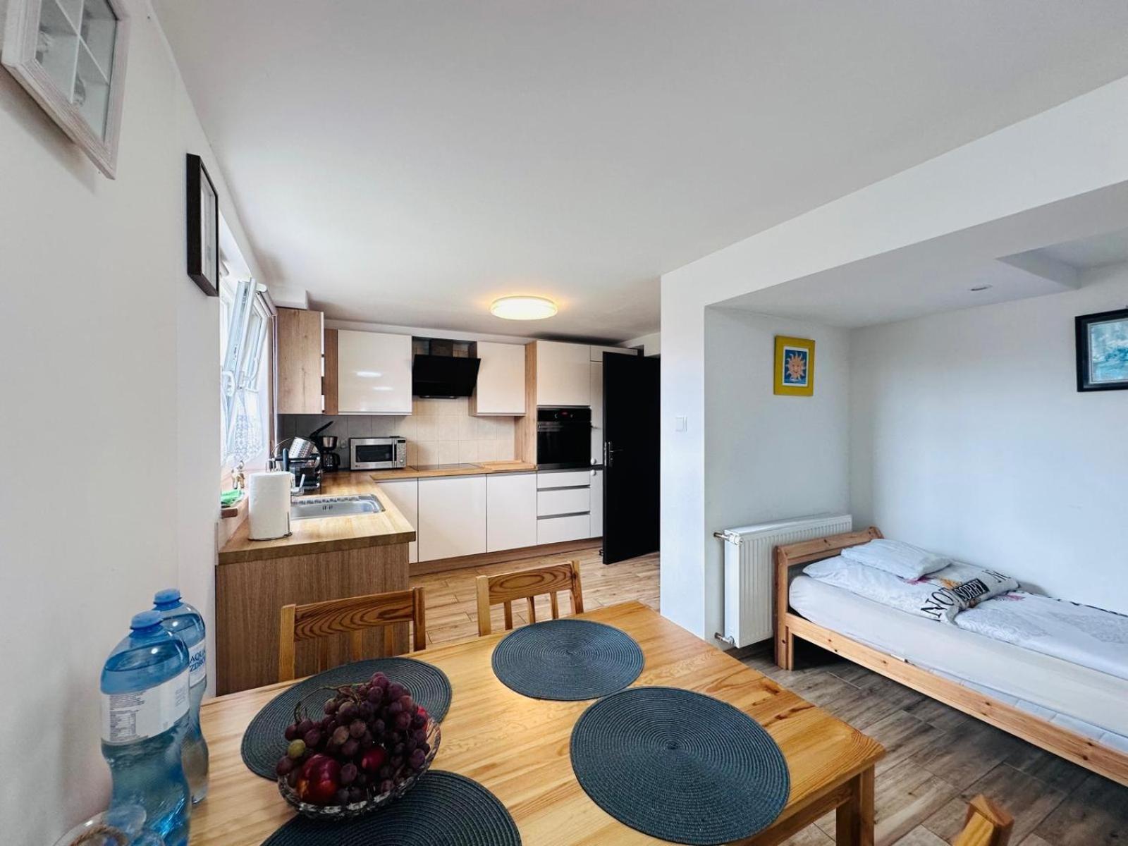 Apartament Bukowy โควอตสโก ภายนอก รูปภาพ
